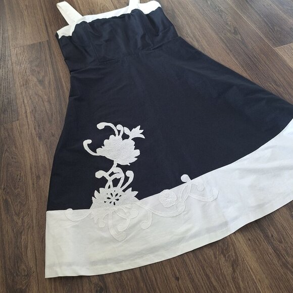 💙 R&K Embroidered Adjustable Wide Straps Smocked Back Midi Cotton Size 16 Dress - Picture 5 of 10